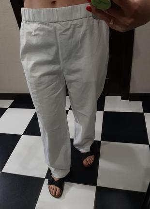 Білі літні брюки cos