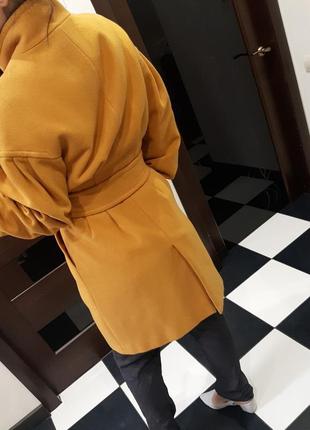 Kira plastinina стильне гірчичне осіннє пальто4 фото