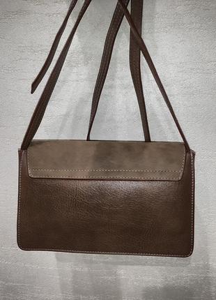 Chloe шикарна стильна сумка кросбоди кольору хакі3 фото