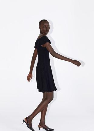 Zara чорне в'язане плаття з воланами2 фото