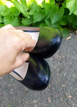 Класичні шкіряні туфлі човники від carlo pazolini4 фото
