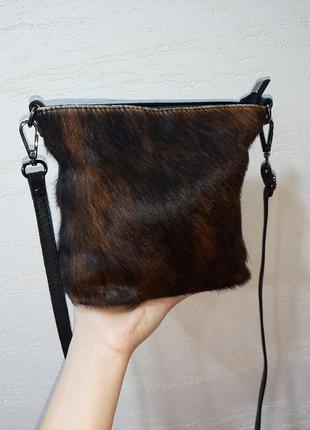 Genuine leather стильна сумка кросбоди шкіра та хутро