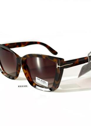 Жіночі сонцезахисні окуляри коричневі2 фото