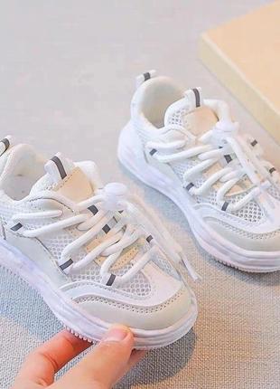 Гарні, стильні кросівки(12)