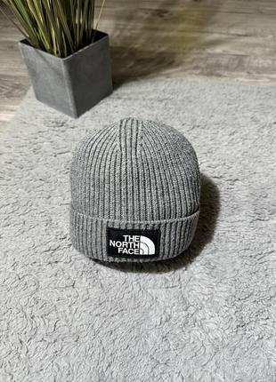 Оригинальная, полностью новая, шапка от дорого бренда “the north face”