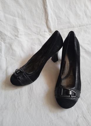 Туфлы лодочки 38 размер базовые туфли классические черные недорогой винтаж винтажные на каблуке 37 размер1 фото