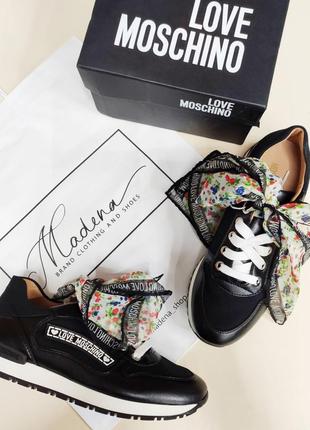 Кросівки love moschino