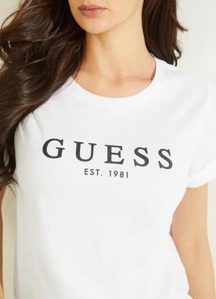 Жіноча футболка
guess, оригінал4 фото