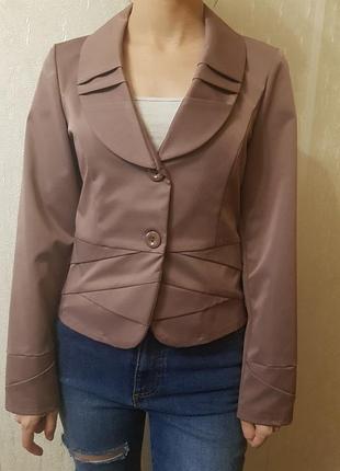Елегантний колекційний піджак iulia