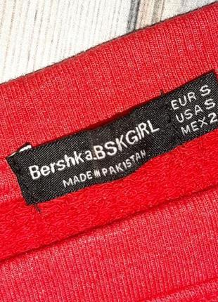 💥1+1=3 красивая яркая женская футболка bershka, размер 44 - 465 фото