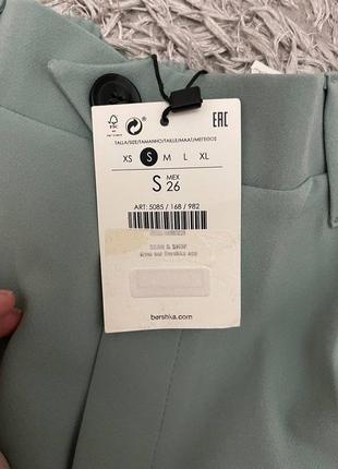 Продам новые брюки bershka.3 фото