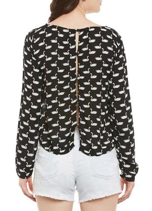 Чрезвычайно стильная, принтованная блуза h&amp;m.