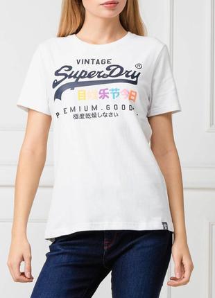 Біла футболка з логотипом superdry s-m