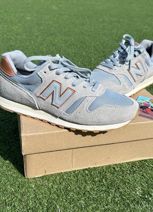 Жіночі кросівки new balance 373 blue 574 997