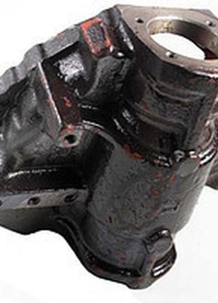 Корпус редуктора пвм 52-2308110-а2 (мтз-82) правий у зборі