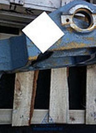 Опора шарніра передня т-150 (151.30.024)