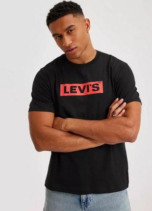 Футболка levis