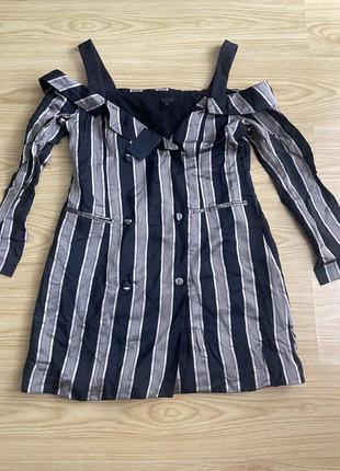 Сукня в полоску