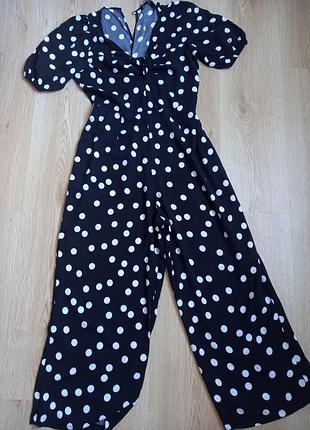 Класний, брючний комбінезон на літо, 100 % віскоза.