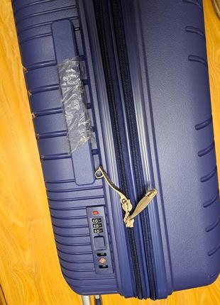 Чемодан чемодан 62×40×245 фото