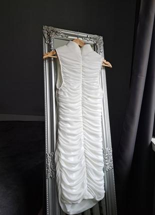 Міні-сукня з драпіруванням та вирізом над грудьми🌸8 фото