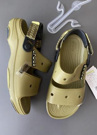 Crocs 💚 босоножки хаки оливковые6 фото