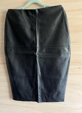 Кожаная юбка карандаш бренда river island размер 14(xl)