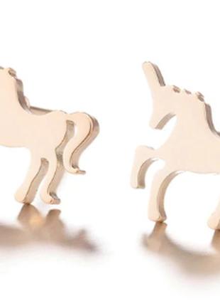 Новые металл серьги сережки единорожки единорог лошадка лошадь золотистые гвоздики детские китай