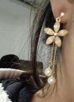 Длинные клипсы серьги сережки (без прокола) золотистый металл пр-во корея цветок подвески жемчуг