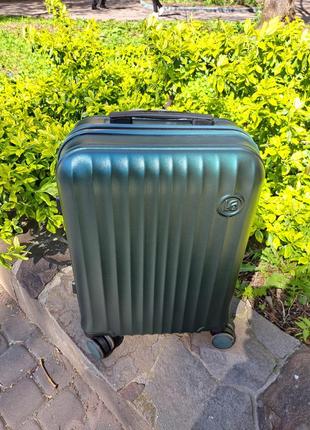 Чемодан чемодан пластик полипропилен6 фото