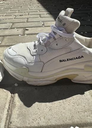 Кроссовки balenciaga triple s gray red blue white