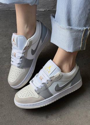 Женские кроссовки nike air jordan 1 low джордан