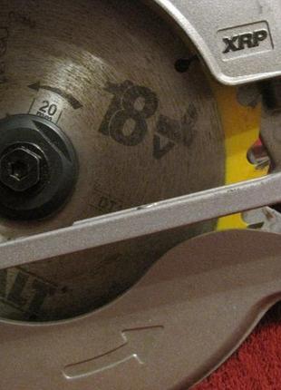 Дискова пила dewalt dc390 4