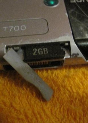 Телефон sony ericsson t700 9