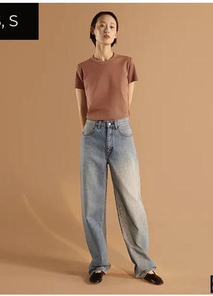 Классическая женская футболка uniqlo u в винтажном стиле