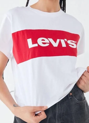 Укорочена оверсайз футболка levis1 фото