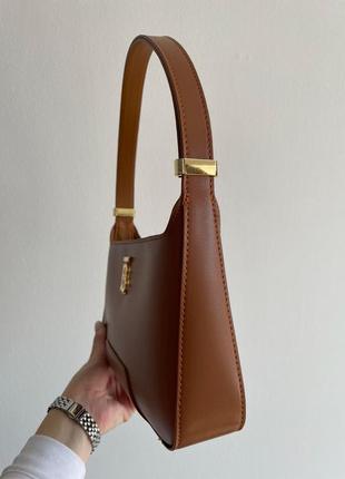 Красивая женская сумка на молнии бренда burberry коричневая небольшого размера классика6 фото