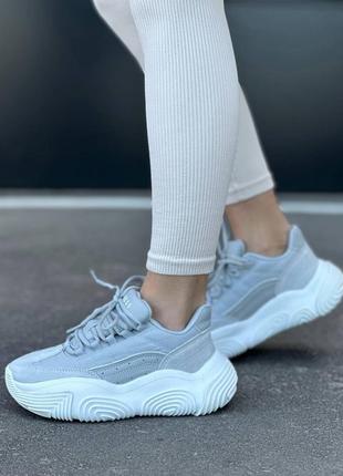 Женские кроссовки весна очень стильные 🔥