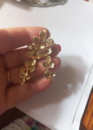 Длинные клипсы серьги сережки (без прокола) золотистый металл пр-во корея подвески цветы орхидеи4 фото