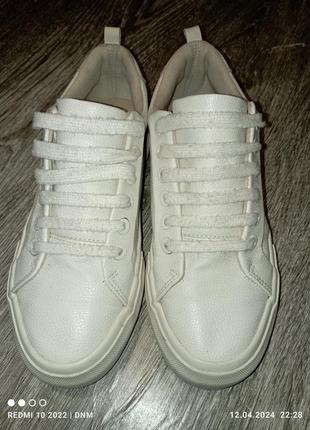 Стильні білі кеди f&f кроси мокасіни 36р.4 фото
