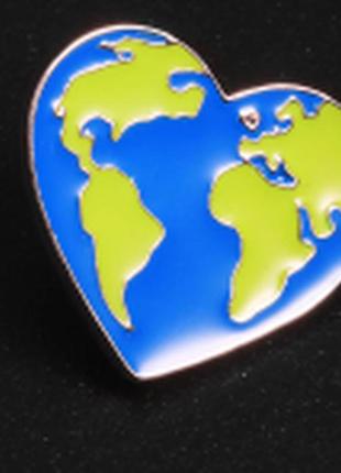 Брошь брошка значок пин металл планета земля карта сердце 2.5 на 2.0см