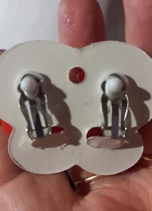 Детские клипсы серьги(без прокола) металл пластик пр-во корея ягоды вишня черешня красные