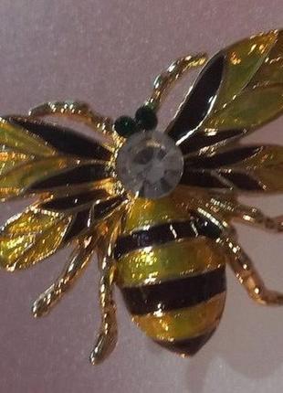 Брошка-брешка значок бджола бджілка оса об'ємна метал подвійні крила