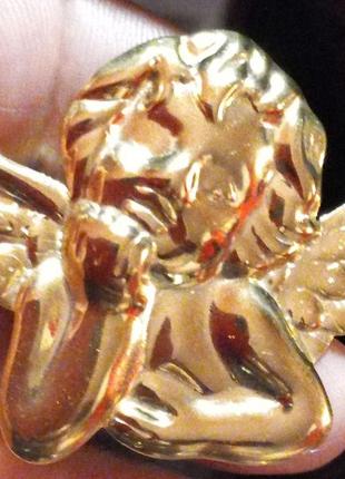 Брошь брошка ангел ангелочек золотистый металл крылья