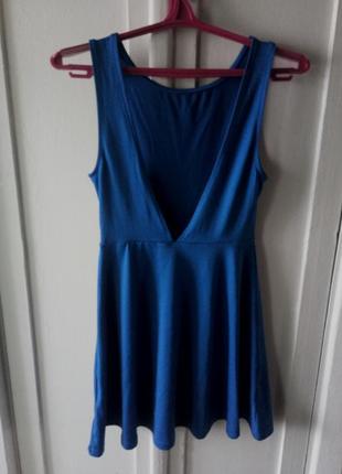 Синє плаття з вирізом2 фото