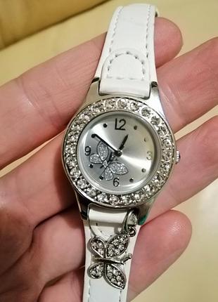 Фірмові годинники claire's