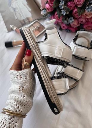 Женские босоножки / сандалии в стиле dior sandals white.5 фото