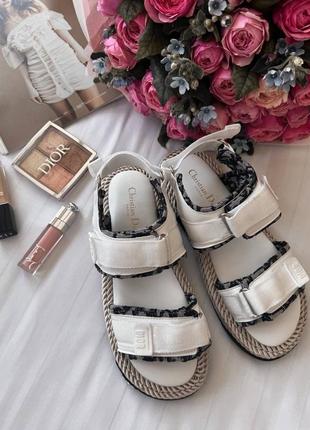 Женские босоножки / сандалии в стиле dior sandals white.7 фото