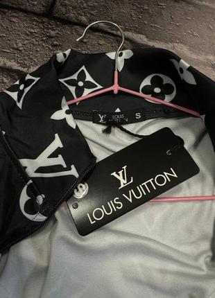 Жіночий костюм louis vuitton2 фото