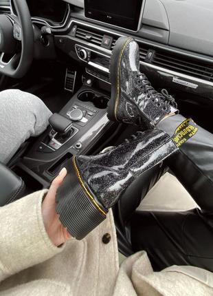 Ботинки dr.martens galaxy ( premium ) з замком

черевики6 фото